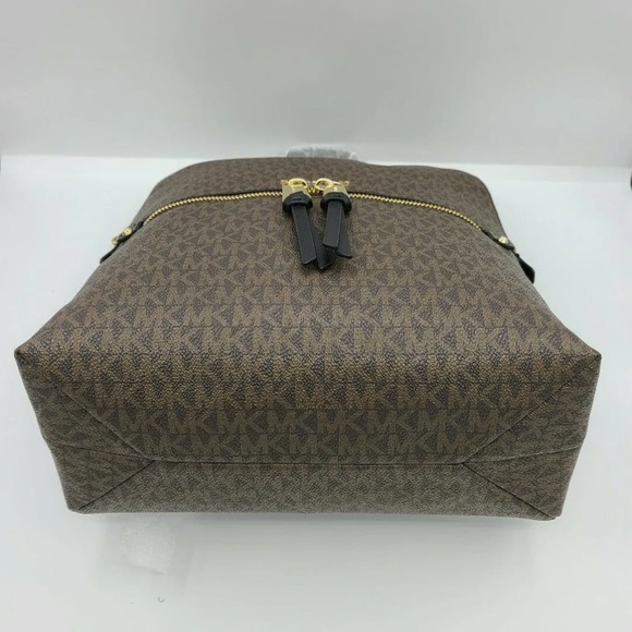 NWT MICHAEL KORS RHEA MEDIUM LOGO SIGNATUR… main image 7